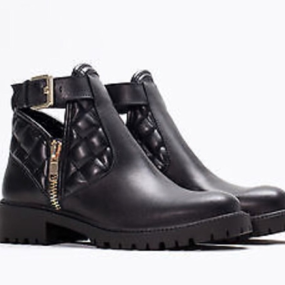 EUC Zara TRF black Zara light combat boots
